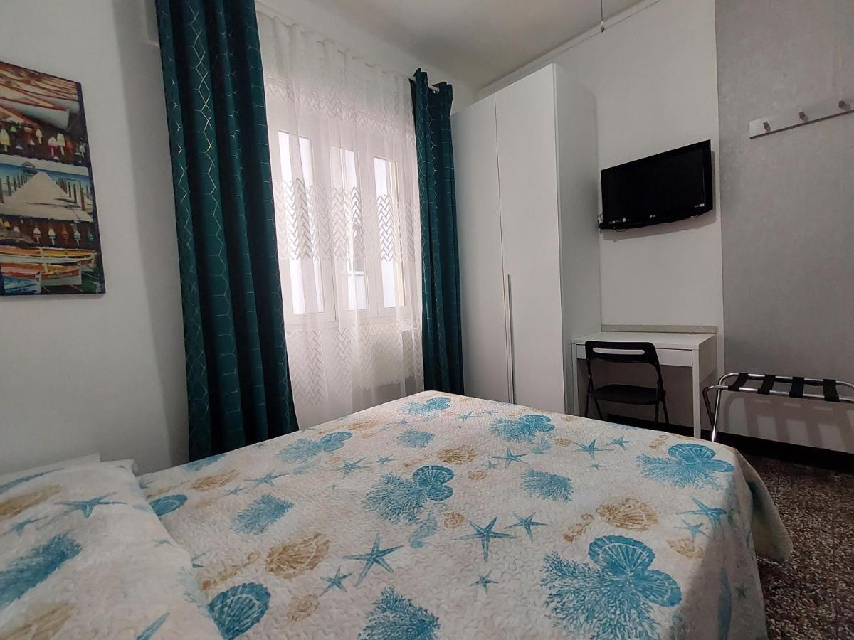 Villa La Lanterna Pietra Ligure Exteriér fotografie
